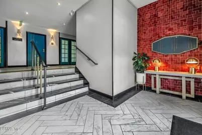 339 S Catalina Avenue #320, Pasadena, CA 91106 - Photo 3