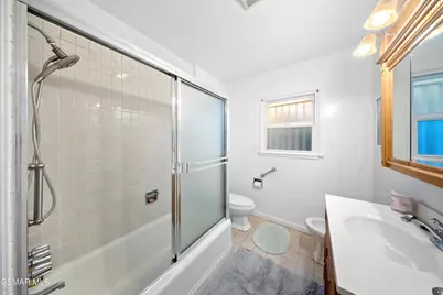 20428 Roscoe Boulevard, Winnetka, CA 91306 - Photo 21