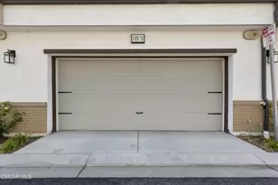 135 Farmhouse Dr, Simi Valley, CA 93065 - Photo 39