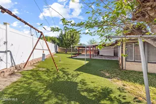 1790 Casarin St, Simi Valley, CA 93065 - Photo 23