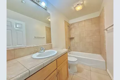 2399 Chiquita Lane, Thousand Oaks, CA 91362 - Photo 11
