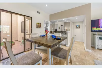 236 Country Club Drive #B, Simi Valley, CA 93065 - Photo 9