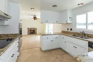 276 Knollwood Dr, Newbury Park, CA 91320 - Photo 17