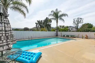 276 Knollwood Dr, Newbury Park, CA 91320 - Photo 37