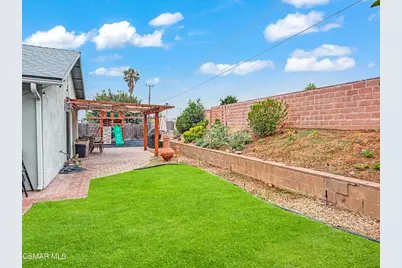 3021 Travis Avenue, Simi Valley, CA 93063 - Photo 29
