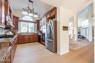 360 Camino De Celeste, Thousand Oaks, CA 91360 - Photo 15