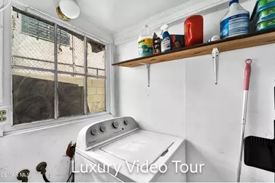 638 N Bunker Hill Avenue, Los Angeles, CA 90012 - Photo 15