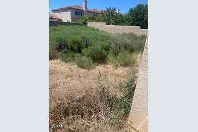 1766 W Avenue H1, Lancaster, CA 93534 - Photo 19