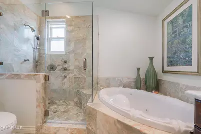 351 Buckboard Circle, Simi Valley, CA 93065 - Photo 29
