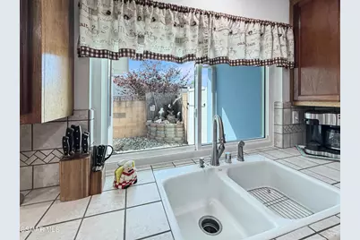 276 Hermes Street, Simi Valley, CA 93065 - Photo 15