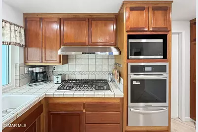 276 Hermes Street, Simi Valley, CA 93065 - Photo 15