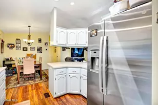 11401 Topanga Canyon Blvd, Chatsworth, CA 91311 - Photo 11