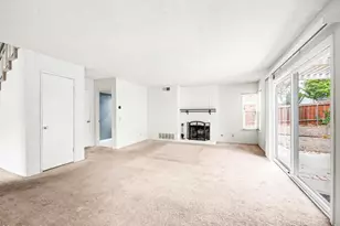 612 Azalea St, Thousand Oaks, CA 91360 - Photo 11
