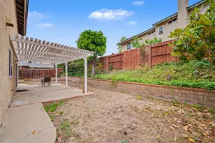 612 Azalea St, Thousand Oaks, CA 91360 - Photo 23