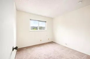 612 Azalea St, Thousand Oaks, CA 91360 - Photo 15