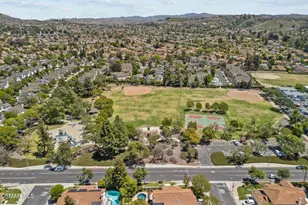 4431 Honeyglen Ct, Moorpark, CA 93021 - Photo 27