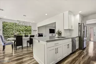 19130 Sylvan St, Tarzana, CA 91335 - Photo 15