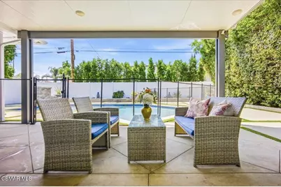 19130 Sylvan Street, Tarzana, CA 91335 - Photo 21