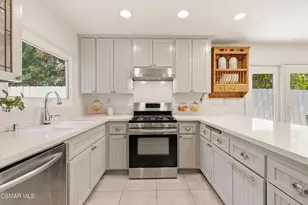298 Trailside Ct, Newbury Park, CA 91320 - Photo 25