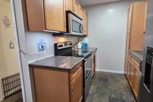 1226 Patricia Ave, Simi Valley, CA 93065 - Photo 9