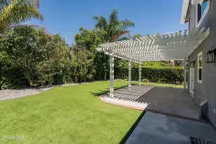 493 Messina Pl, Oak Park, CA 91377 - Photo 21