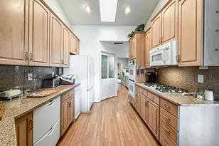 2568 Northshore Ln, Westlake Village, CA 91361 - Photo 15