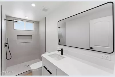1554 Ahart Street, Simi Valley, CA 93065 - Photo 17