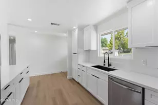 1554 Ahart St, Simi Valley, CA 93065 - Photo 11