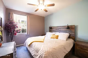 2094 Creekridge Ave, Simi Valley, CA 93065 - Photo 15