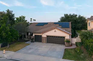 2094 Creekridge Ave, Simi Valley, CA 93065 - Photo 35