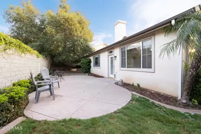 2094 Creekridge Avenue, Simi Valley, CA 93065 - Photo 29