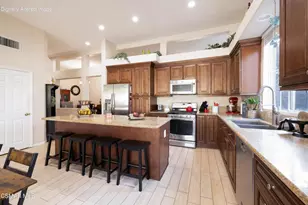 2094 Creekridge Ave, Simi Valley, CA 93065 - Photo 9