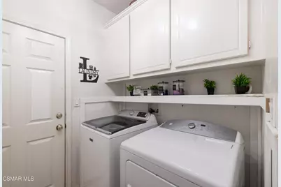 2094 Creekridge Avenue, Simi Valley, CA 93065 - Photo 13