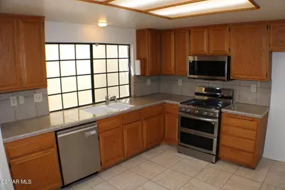 704 Wind Willow Way, Simi Valley, CA 93065 - Photo 19