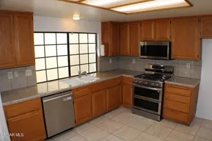 704 Wind Willow Way, Simi Valley, CA 93065 - Photo 19