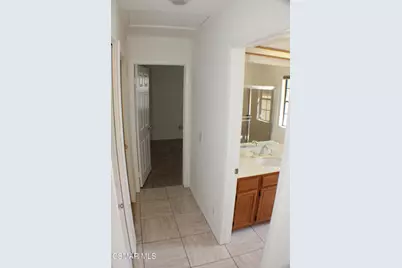 704 Wind Willow Way, Simi Valley, CA 93065 - Photo 19