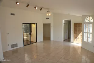 704 Wind Willow Way, Simi Valley, CA 93065 - Photo 15