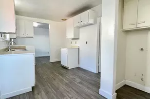 305 Sherman Ave, Moorpark, CA 93021 - Photo 11