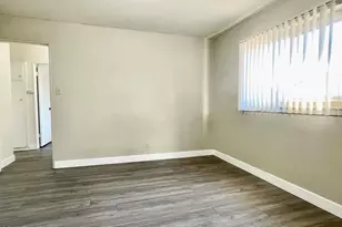 305 Sherman Ave, Moorpark, CA 93021 - Photo 13