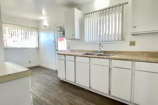 305 Sherman Ave, Moorpark, CA 93021 - Photo 9