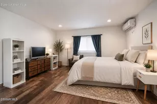 2345 Bryson Pl, Simi Valley, CA 93065 - Photo 21