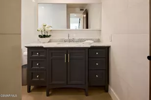 5347 Cangas Dr, Calabasas, CA 91301 - Photo 15
