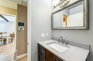 1128 Canterford Cir, Westlake Village, CA 91361 - Photo 23