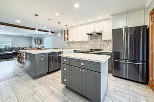 1128 Canterford Cir, Westlake Village, CA 91361 - Photo 17