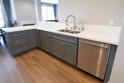 5350 White Oak Avenue #105, Encino, CA 91316 - Photo 13