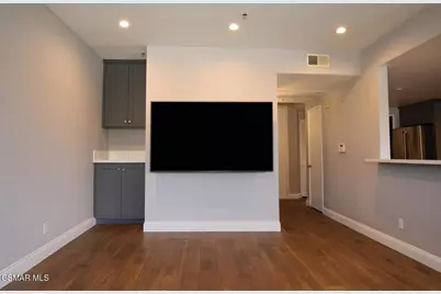 5350 White Oak Avenue #105, Encino, CA 91316 - Photo 9
