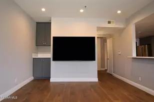 5350 White Oak Ave, Encino, CA 91316 - Photo 9