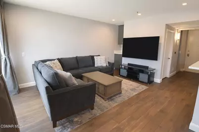 5350 White Oak Avenue #105, Encino, CA 91316 - Photo 3