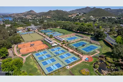 2478 Swanfield Court, Thousand Oaks, CA 91361 - Photo 9
