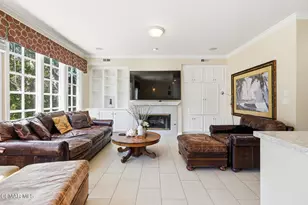 2478 Swanfield Ct, Thousand Oaks, CA 91361 - Photo 13